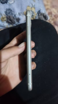 آيفون ١١ • ١٢٨ • بطارية ٧٦٪