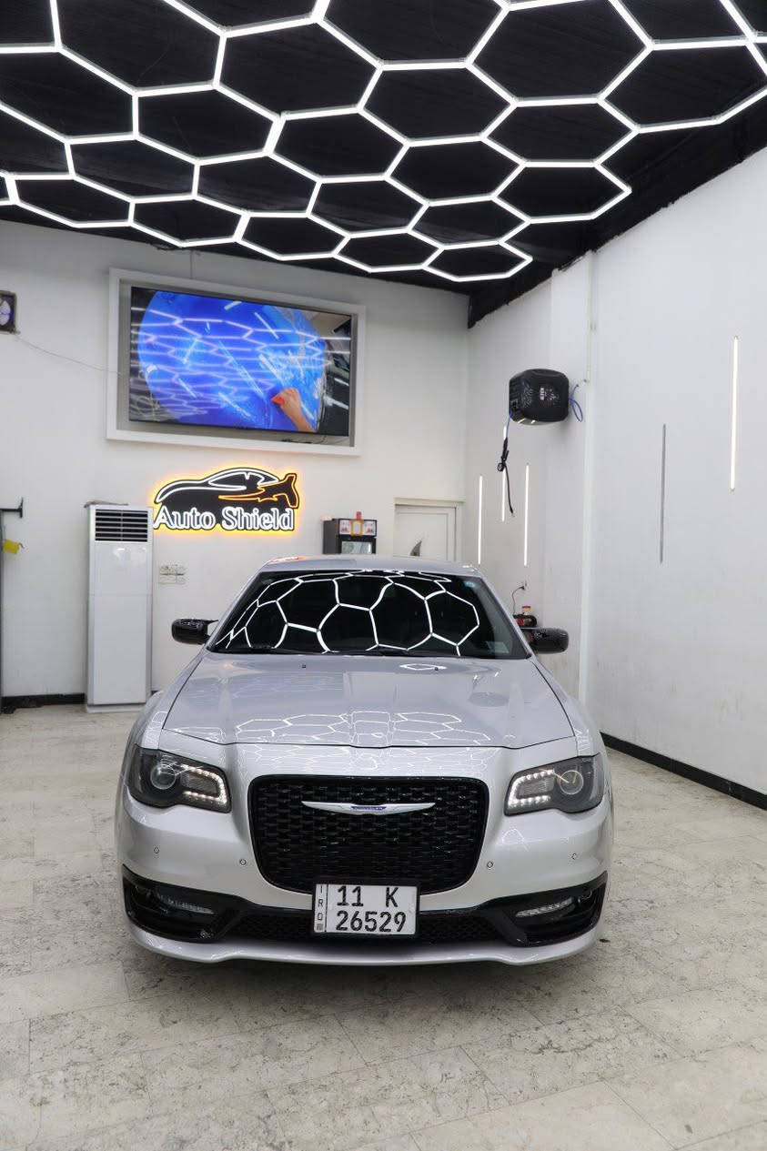 السلام عليكم 
اوباما s300
2020 modelاصل 
مواصفات s
فول مواصفات عدا فتحه 
ماشيه ٩٠ الف ميل
(قطعه جاملغ امامي يسار صبغ وداير جاملغ خلفي فقط 
مكانه حي الجهاد 
سعره ٢٣٩وبيه مجال 
للاستفسار 
***********واتس
