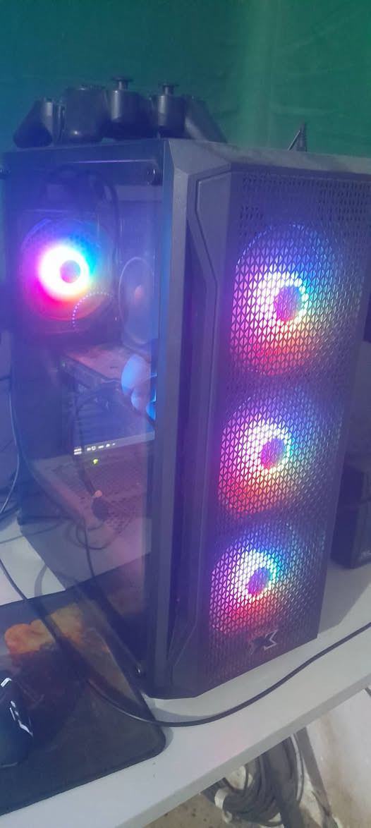 السلام عليكم 
تجميعه للبيع ابيع شلع السعر 900 الف
المواصفات 
lntel(R) Core(TM) i5-10400F CPU @2.90GHz
كارت شاشه RTX 3050
رامات DDR4 16 GB 
هارد ssd 256
هارد m.2 ssd 128
هارد gdd 1t
باور سبلاي 550
شاشه hp حجم 24 60Hz
مع كيبورد وماوس 
مع سماعه محيطيه
مع سماعه خارجيه
مع جوستك pc

توصيل ماعندي مكاني بغداد ابو غريب 
الشراي يتصل على هذا الرقم ***********
