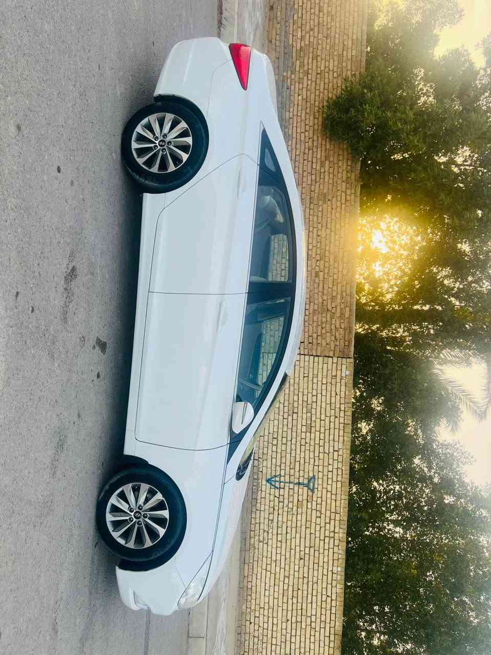 السلام عليكم سوناتا للبيع موديل 2014خليجي محرك 2400دوش 
السياره مكفولة كفاله من الصبغ والتبديل والبارد 
سياره جاهزه من كير مكينه حداديه تبريد كهربائيات تخم تاير 
مواصفات السياره تبريد قطعتين شفتات انضمه قياده كشن كهرباء شفتات 
رقم اربيل الدولي باسمي شخصيا سنويه لل30 هزه وفحص جديد 
مكان السياره بابل الحمزه الغربي 
السعر 146وبيها مجال قليل 
رقم الهاتف ***********
*********** حلة, بابل
