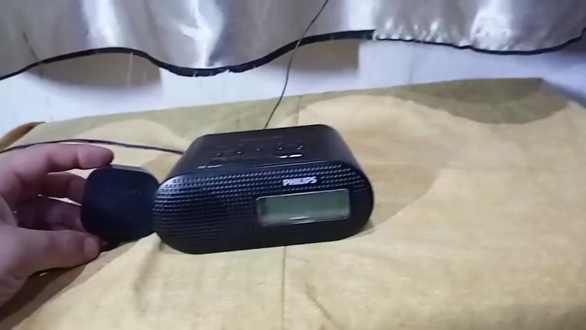 راديو فلبس مكتبي رائع
شغال بالكامل
كل الشرح بالفيديو
للأتصال ***********
السعر 20 شامل التوصيل
