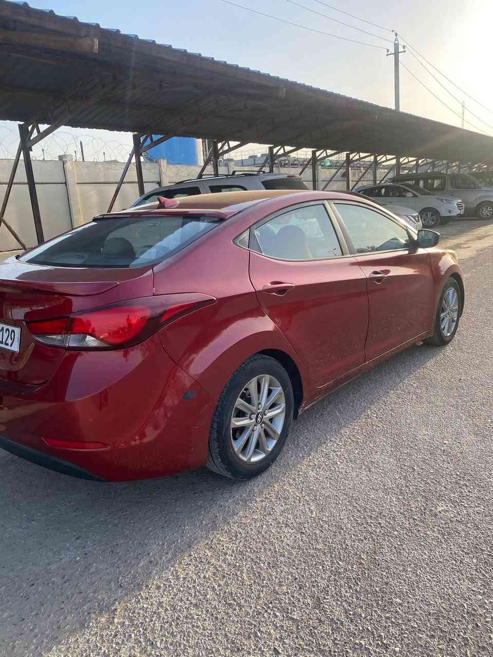 السلام عليكم.. النترا ٢٠١٦ وارد امريكي ضررها جاملغ خلفي فقط محرك ١٨٠٠ دوش مكفول ماشيه ٩٣ حقيقي رقم بغداد بأسمي السعر ١٢٢ بيها مجال بسيط مكانها بغداد الدورة.. هاتف ***********
