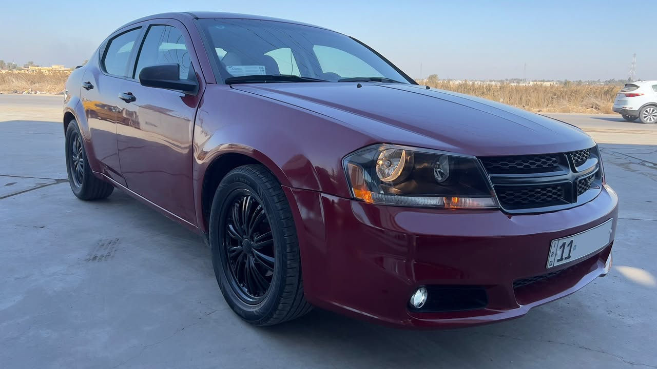 السلام عليكم 
دوج افنجر 2009 
محدث كامل 2014
لون ماروني مميز 
سيارة كاملة وجاهزة 
مصبوغه عام للجمالية
بجم انارة زينون
طخم تاير جديد ويل اصلي حجم 18
رقم بغداد شرط للتحويل المباشر
سعر 63 ورقة 
مكانها بغداد تقاطع النهروان / الكرغولية
***********
