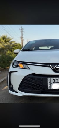 كورلا 2025 هايبرد  شكل الخليجي 💯 كرسي كهرباء مرقم بغداد وجاهز مثبت لوح...