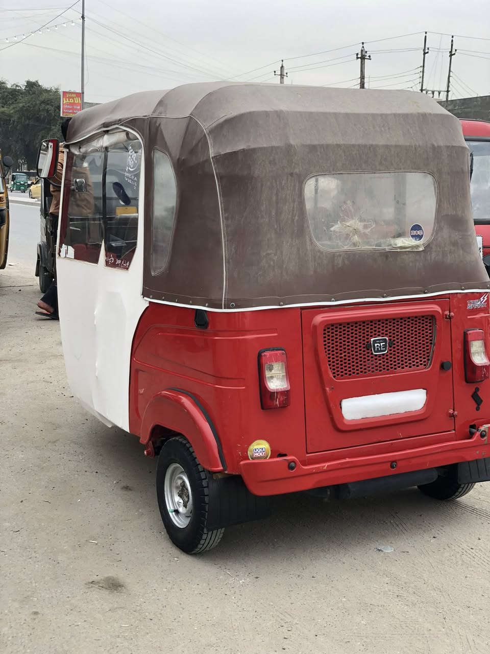 سلام عليكم تكتك 2022لبيع سعره 9و700رقمه كربلاء رقمي***********
