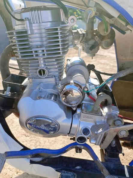 السلام عليكم ستوته للبيع موديل 2011 كان ناصريه مركز هيا اريد السعر خاص يريد الاتصالى اتصال على الرقم ***********
