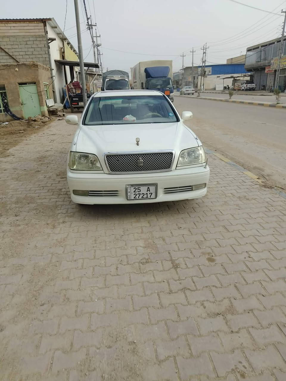 سلام عليكم شباب مالكه للبيع السياره كفاله من كص ونقل وضربه وصبغ محرك دي فور الجبير ٣ دكم برده تبريد خلفي امامي كرستال من الخير فول مواصفات بسمي قرار ٤٨ عنواني نجف سعر ١٤٠ وبيه مجال ***********
