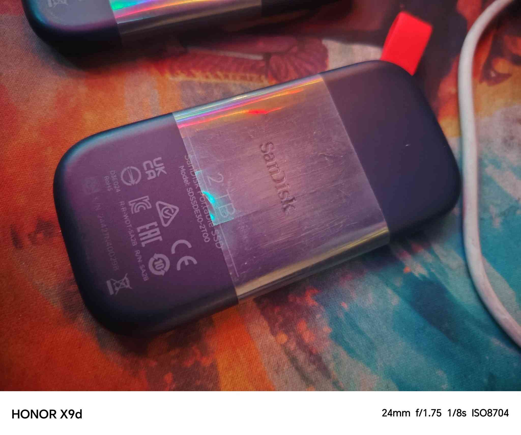 إعادة نشر
اترجاك لا تحجز وتكلي دزه وبعدين متستلم.....
هاردين ssd Sandisk portable 2 tb
الواحد 175 قفل
اليسأل بيش الجديد 
سعر الجديد ب 300 الف بالصناعة ب مكتب  و ب 750 الف ب مكتب اخر
ما يصير اذكر اسماء مكاتب لان مينزل المنشور
نقص كرتونة فقط
استخدام يوم واحد واقل 
مكاني بغداد الجديدة +توصيل موجود


**إذا كنت صاحب هذا الإعلان وتريد حذفه لأي سبب، رجاءا أرسل رسالة إلى الدعم الفني**
