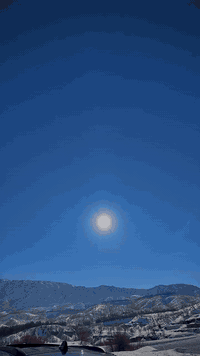 سلام عليكم للبيع جيب اس    S 2020 ( خـليـجـي )
ماشيه 58 
فول فول مواصفات فورويل بارنوما فتحة 

السياره كفاله عامه صار بيها باب تبديل اصلي مال شركه بدلته   كير مكينه كلها كفاله عامه

 ( وكاله هارلم) ام الرادار
السعر305 وبيها مجال  
بس الشراي يتصل يرحم والديكم 
وتفاصيل كلها ذاكره 

مكينة  3600 6 سلندر  

 سقف بانوراما 

 كشنات جلد اسود و احمر+ كهرباء + تدفئه + خزن ٣ وضعيات 

 نظام النقطة العمياء 

 ويل حجم 20 بلادي سبورت 

 نضام خاص للطرق الوعرة 

تشغيل عن بعد 

مري كهرباء 

 مرايا متحسسة للضوه العالي 

 بخاخات لتنضيف اللايتات الامامي

 نظام تشغيل واطفاء المحرك اوتماتيكي للتوفير وعدم صرف الوقود عند الايقاف (AUTO START SYSTEM)

 

وضعيات قيادة التحكم بيهم عن طريق الماوس 

لايت زنون امامي ولد خلفي 

 تخم تاير جديد

اوتو بارك

 ستيرن كهرباء + تدفئه ستيرن 

 ريموت كنترول عدد 2 

 حساسات خلفية امامية

مكان السياره بغداد 

للاستفسار :***********
