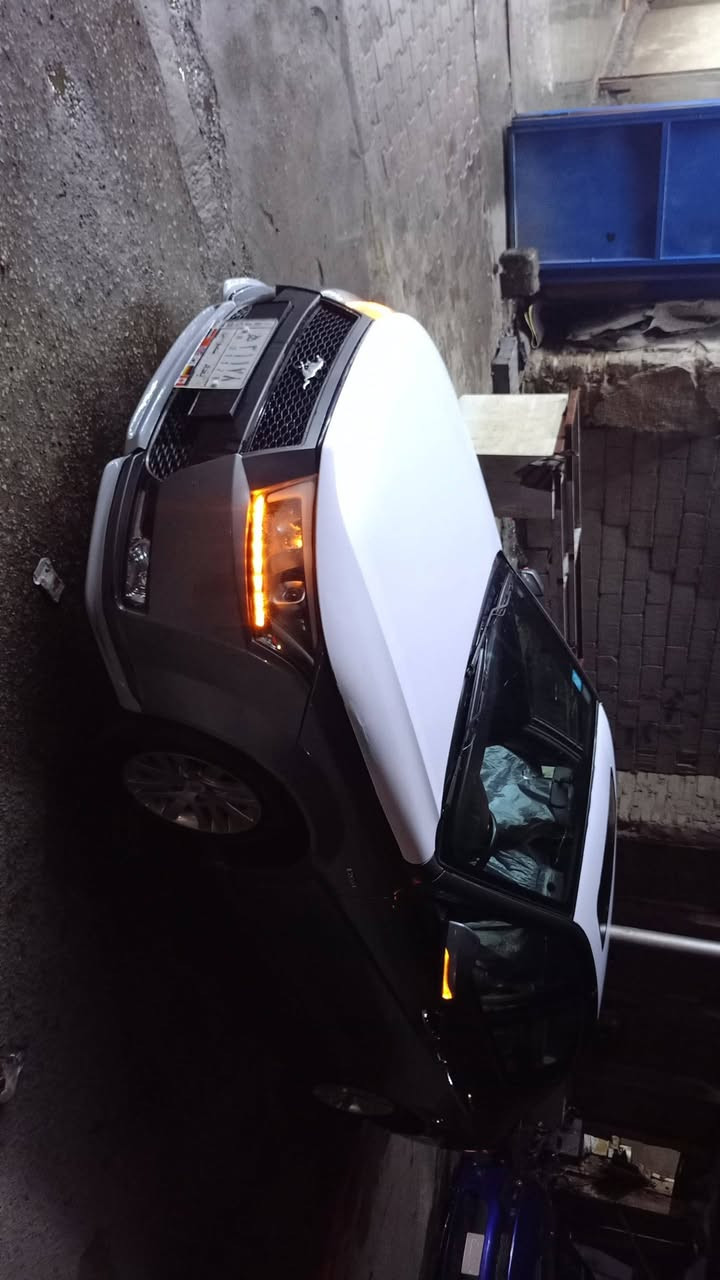 سلام عليكم سمد دنا الموديل 218 مكفول كفال عم لبيع ومراوس سعر 65 وبيه مجال سياره كلش حلوه *********** واني خادم مكان كربلاء
