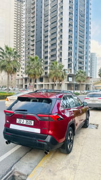Toyota rav42023 ful ful 07518373989 ‎فول فولى بێ دەبل ئەکسل  سەیارەکە ...