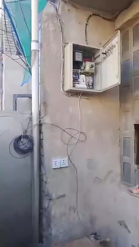 ‏دار إيجار
‏منطقة الشعب
‏***********
