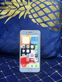 آيفون ٧ • ذاكرة ١٢٨ • بطارية ١٠٠%