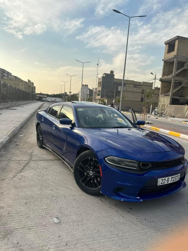 جارجر 2019
فول مواصفات sxt plus 
ماشيه 90 ميل 
حادثه موضح بالصوره 
السياره ب اسمي بدون ايرباك بدون دواخل السياره
 فور ويل 
رقمها شمالي 
مكاني بغداد-الحريه
***********

