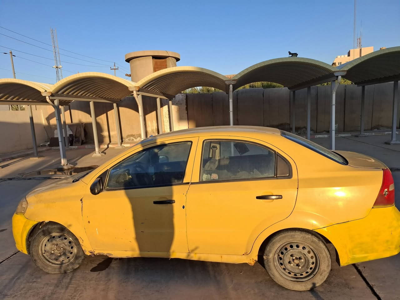 سلام عليكم افيو خليجي موديل 2008 كير ومكينه جدد سنويه جديده  ل 30 السياره باسمي لوحات انكليزي السعر (٣٨ ) وبيها مجال مكاني حله بابل مركز المدينه ***********
