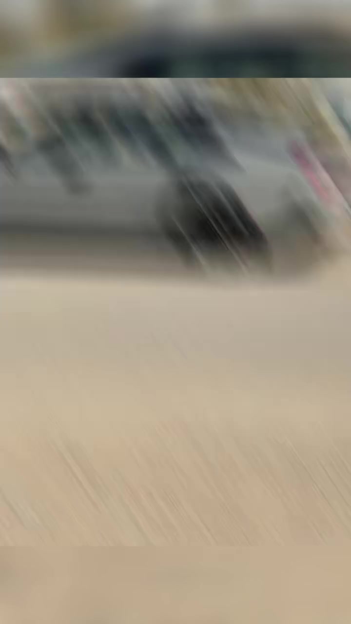 K2023 HATA LAN.      كي فايف جيتي لاين
مرقمة بغداد معوقين 
السعر مناسب جدا 175وبيه مجال للطيبين 
فول مواصفات 1/1 أعلى فئة بصمة تشغيل عن بعد فتحة سقف بانوراما شاشه كبيره كاميرا دوارة شحن لاسلكي مثبت سرعه تحكم ستيرن رادرات امامي وخلفي حساسات أمامية وخلفية نظام سرعه نورمال فورمال كوستم سبورت رياضي عدم نزلاق سايد بريك بصمه لايت زنون ابيض قوي جدا مكينه 1600 توربو حادث  خاص مكفول لغود شواصي گير مكينه وظع الشركة سياره مال جناي مناقصة أي شيء   بيه منضومه غاز***********وتساب فقط
