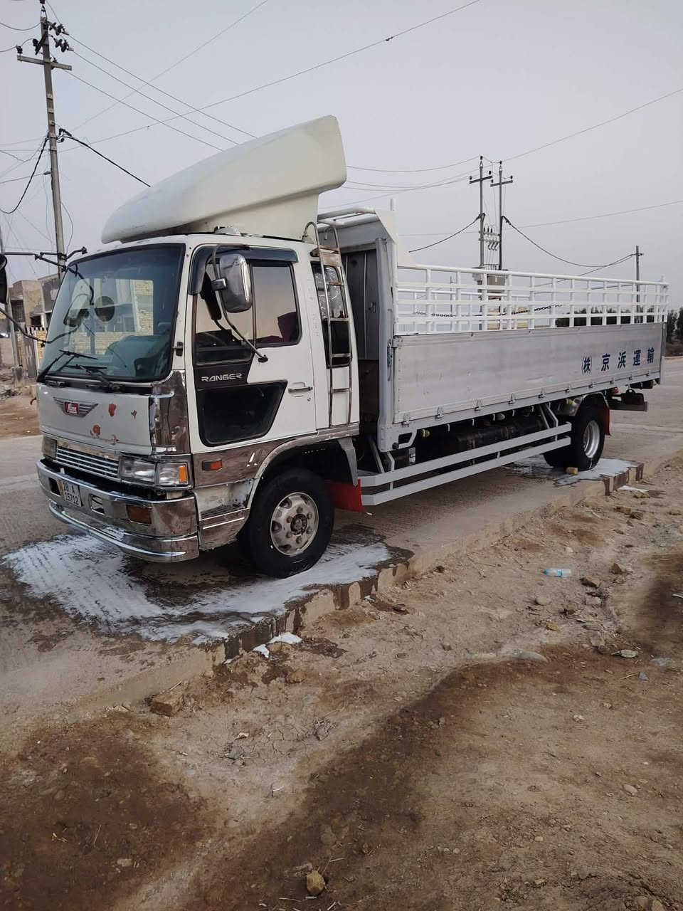 سلام عليكم هينو طيره البيع مكينه 70 عادي شاصي سته وربع بلادي قماره بلاديه مكان سياره واصط كوت
***********
