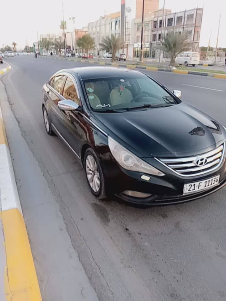 سلام عليكم سوناتا موديل ١٢ امريكي مكينه ٢٤٠٠ حادثها ٣ قطع سياره نظيفه مال بيت للبيع او مراوس السعر ٩٤ وبيها مجال ...السونار موجود ***********
