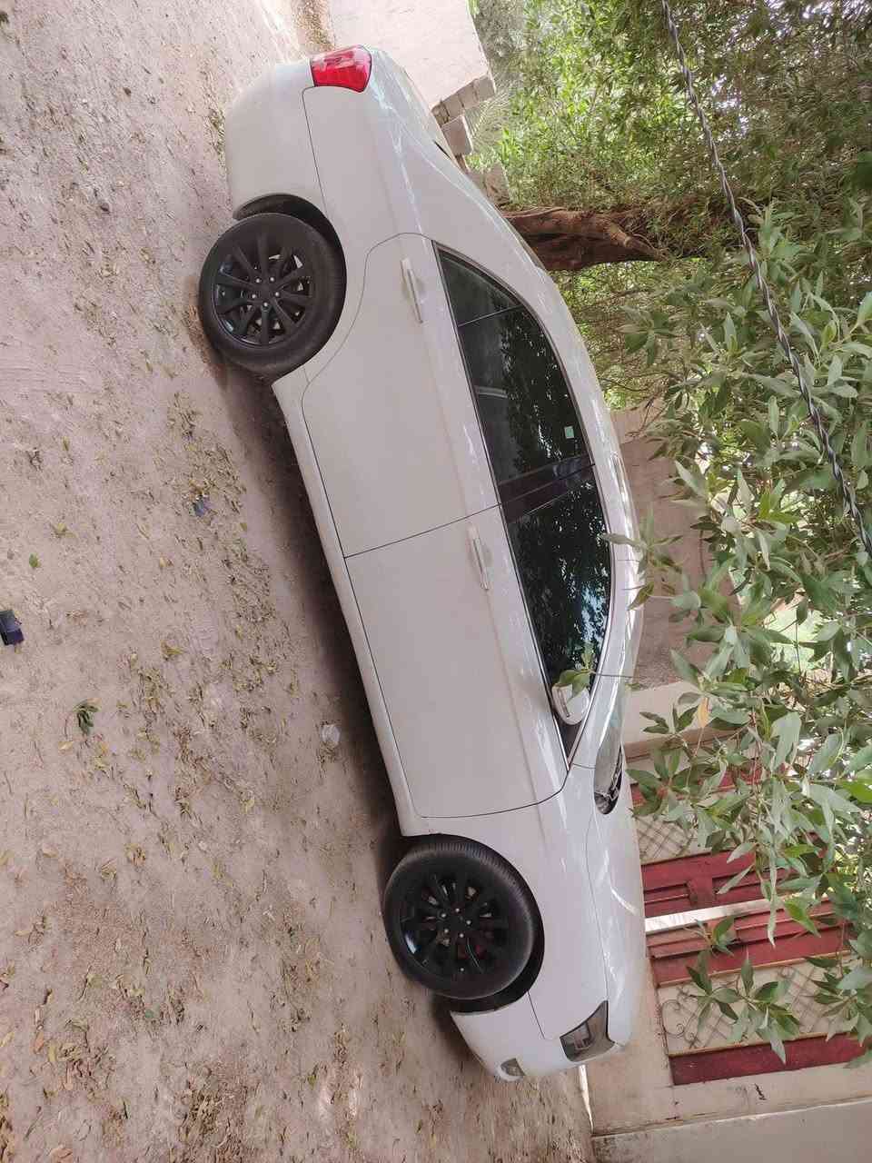 السلام عليكم ام كراند  c8  2013 مكفوله كفاله عامه بسمي سنويه لل 30 تبريد تدفئه شاشه مكينه ياباني 2400 بلاد كير  كله مكفول تحويل ثاني يوم  السعر 75 مكان الناصريه 
***********
