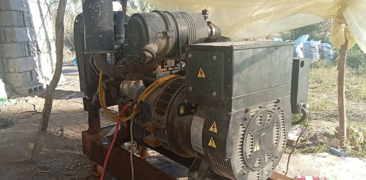 مولد كابوته نظيفه جدآ ٤ سلندر ٦٠ أمبير مشتلغه ١٥٠ ساعه فقط ***********
