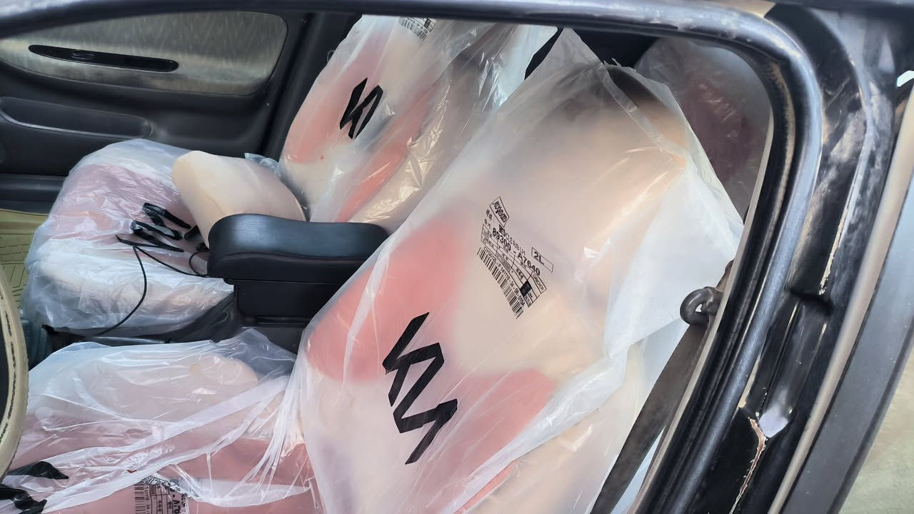 سيفيا موديل 95رقم بغداد بسمي محرك بي بخار كير عادي مصبوغة عام عدا القماره بيها ضربه خفيفه بصفحه الجنطه العكس السايق 
رقم دولي تحويل مباشر 
السعر 31ورقه وبي مجال المو شراي خلي يعبر المنشور ***********
