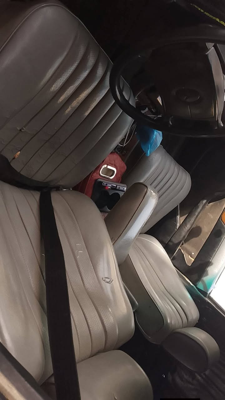 سلام عليكم مارسدس موديل1985     بنز للبيع مكينه 300تخم تاير حداديه دواخل تبريد سياره جاهزه ماتصرف عليه ربع اترايك لربيل سنويه ل30 امداور ثاني يوم تتكاتب ويه راعيه السعر 40اوبيه مجال  مراوس عادي اتصال فقط *********** مراوس
