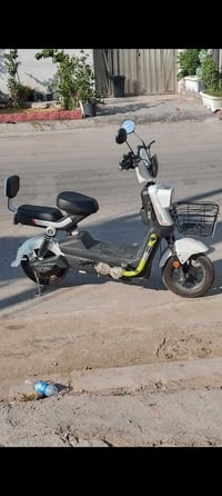 جديدة • ٤ بطاريات ٢٠ • بلوتوث