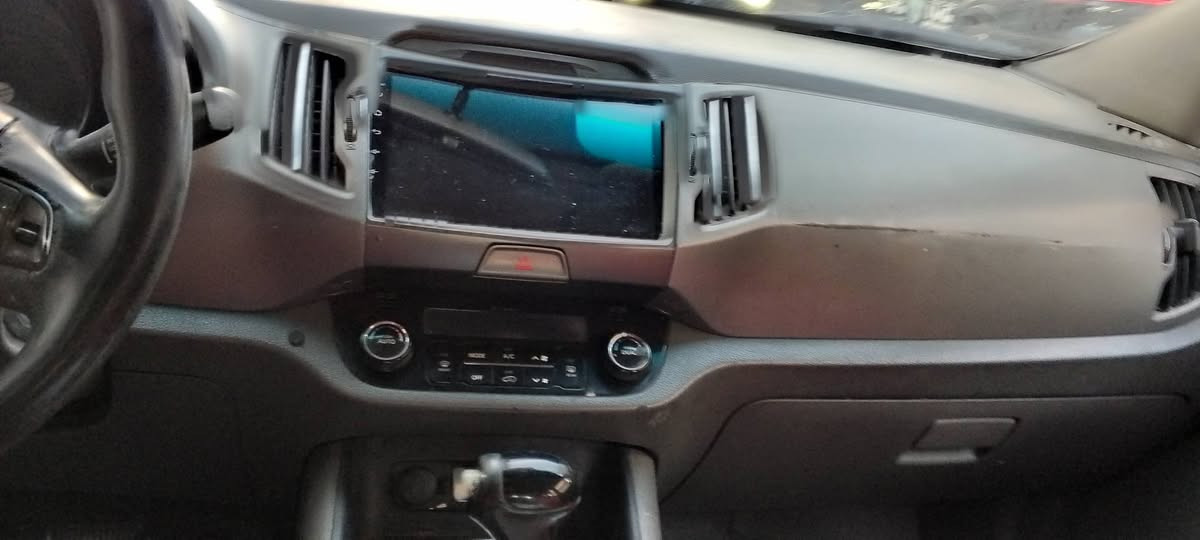 سبورتج امريكي 2011  صبغ عام للجمالية السعر 115 هاتف ***********
