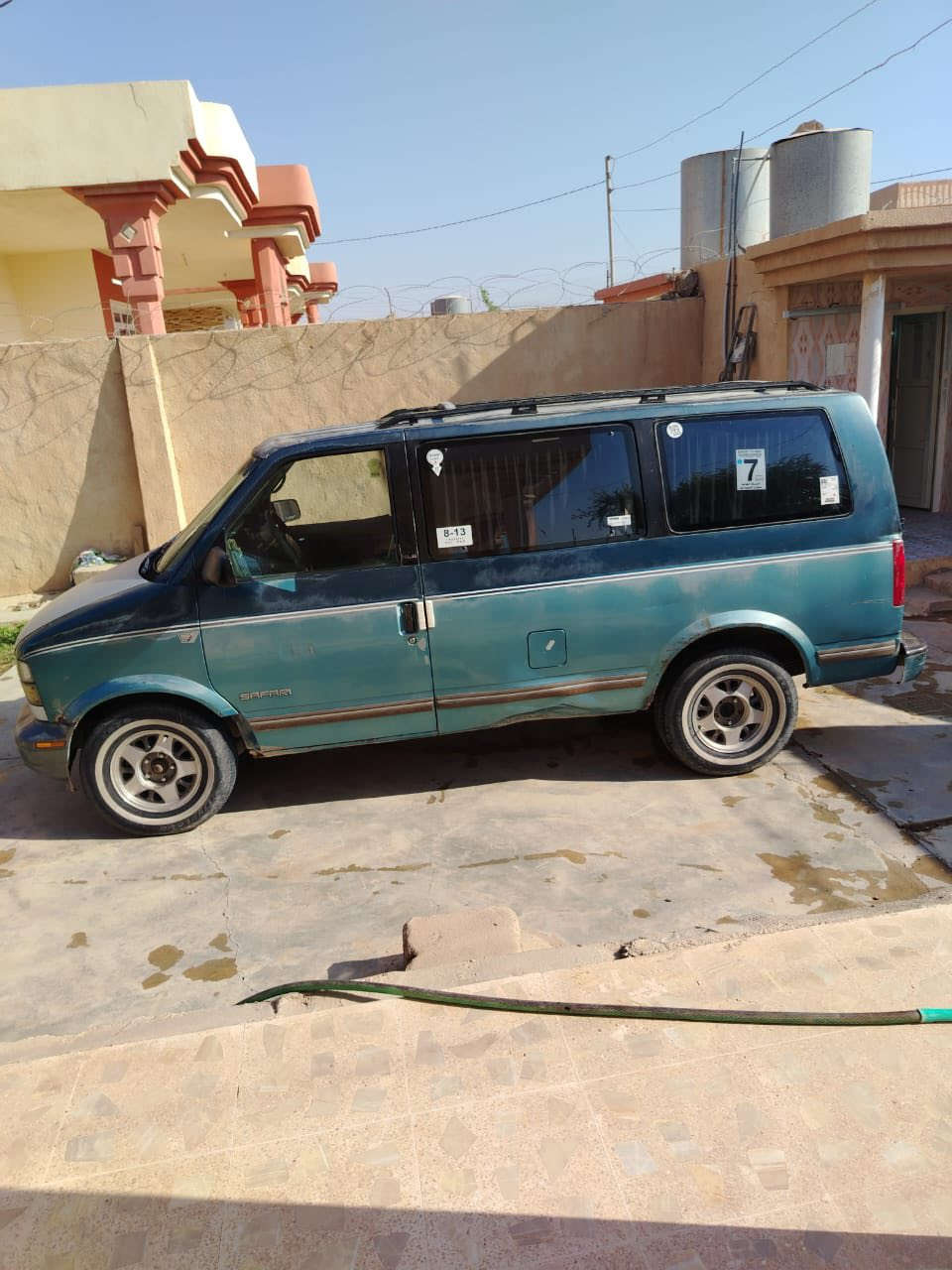 للبيع جمسي سفاري استيشن موديل ٩٥ نضافتهه نفس الصور مكان اديالى ***********سعر ٣٠وبيها مجال
