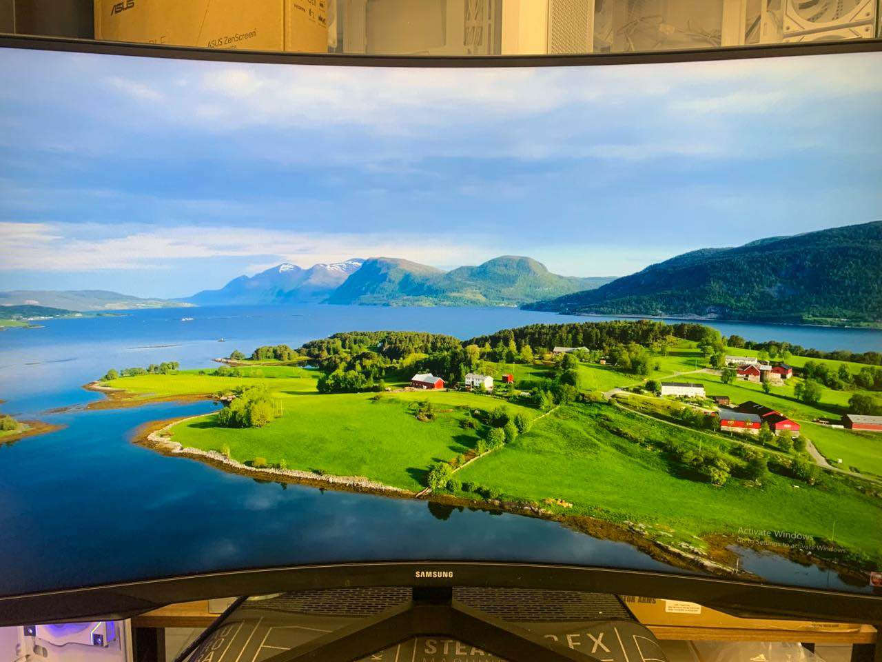 – قوة وأداء حقيقي 🔥

ارتقِ بتجربتك في اللعب مع شاشة 32 إنش المنحنية المصممة لعشاق السرعة والدقة 🎮

📺 شاشة 32 إنش منحنية
🎯 دقة WQHD (2560×1440) صورة واضحة وتفاصيل مذهلة
⚡ معدل تحديث 144Hz لأداء سلس بدون تقطيع
🚀 سرعة استجابة 1ms لرد فعل فوري داخل اللعبة

🎮 مزودة بتقنية AMD FreeSync Premium
🌈 دعم HDR10 لألوان أعمق وواقعية أكثر

🔌 المنافذ:
HDMI
DisplayPort

✨ تصميم أنيق باللون الأسود
✨ تجربة مشاهدة غامرة بفضل الانحناء

🔥 مثالية للـGaming
💻 ممتازة للعمل والترفيه

 – هێز و خێرایی بۆ یاریزانان 🔥

ئەزموونی یارییەکەت بەرز بکەوە لەگەڵ شاشەی 32 ئینچ منحنیدا 🎮

📺 شاشەی 32 ئینچ Curved
🎯 ڕیزۆڵوشن WQHD (2560×1440) – وێنەی زۆر ڕوون و ورد
⚡ Refresh Rate ـی 144Hz بۆ یارییەکی نەرم و بێ قەطع
🚀 کاتی وەڵامدانەوە 1ms بۆ وەڵامی خێرا لە یاری

🎮 پشتگیری AMD FreeSync Premium
🌈 HDR10 بۆ ڕەنگی قووڵتر و ڕاستتر

🔌 پۆرتەکان:
HDMI
DisplayPort

✨ دیزاینی جوان بە ڕەنگی ڕەش
✨ ئەزموونی بینینی قووڵ بەهۆی Curved أربيل, العراق


**إذا كنت صاحب هذا الإعلان وتريد حذفه لأي سبب، رجاءا أرسل رسالة إلى الدعم الفني**