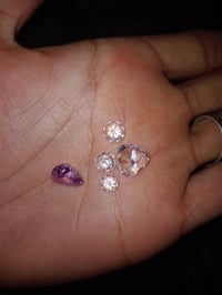 مشتري مهتم • مراسلة خاصة • إكسسوارات شخصية