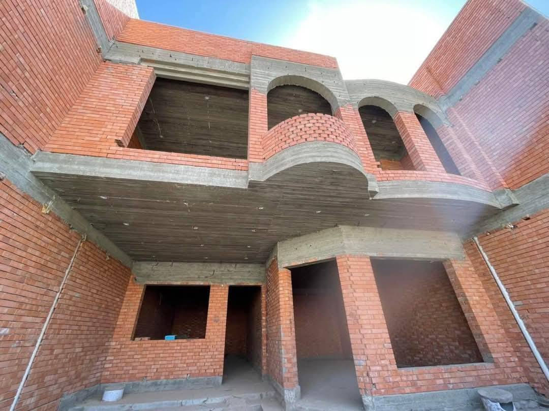 بناء ترميم تقشير ازالة الارضيات صب نجارة جميع اعمال البناء الاتصال ***********
***********
