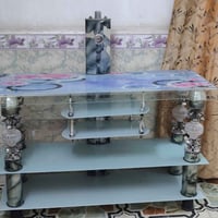 ميز للبيع 07826359125