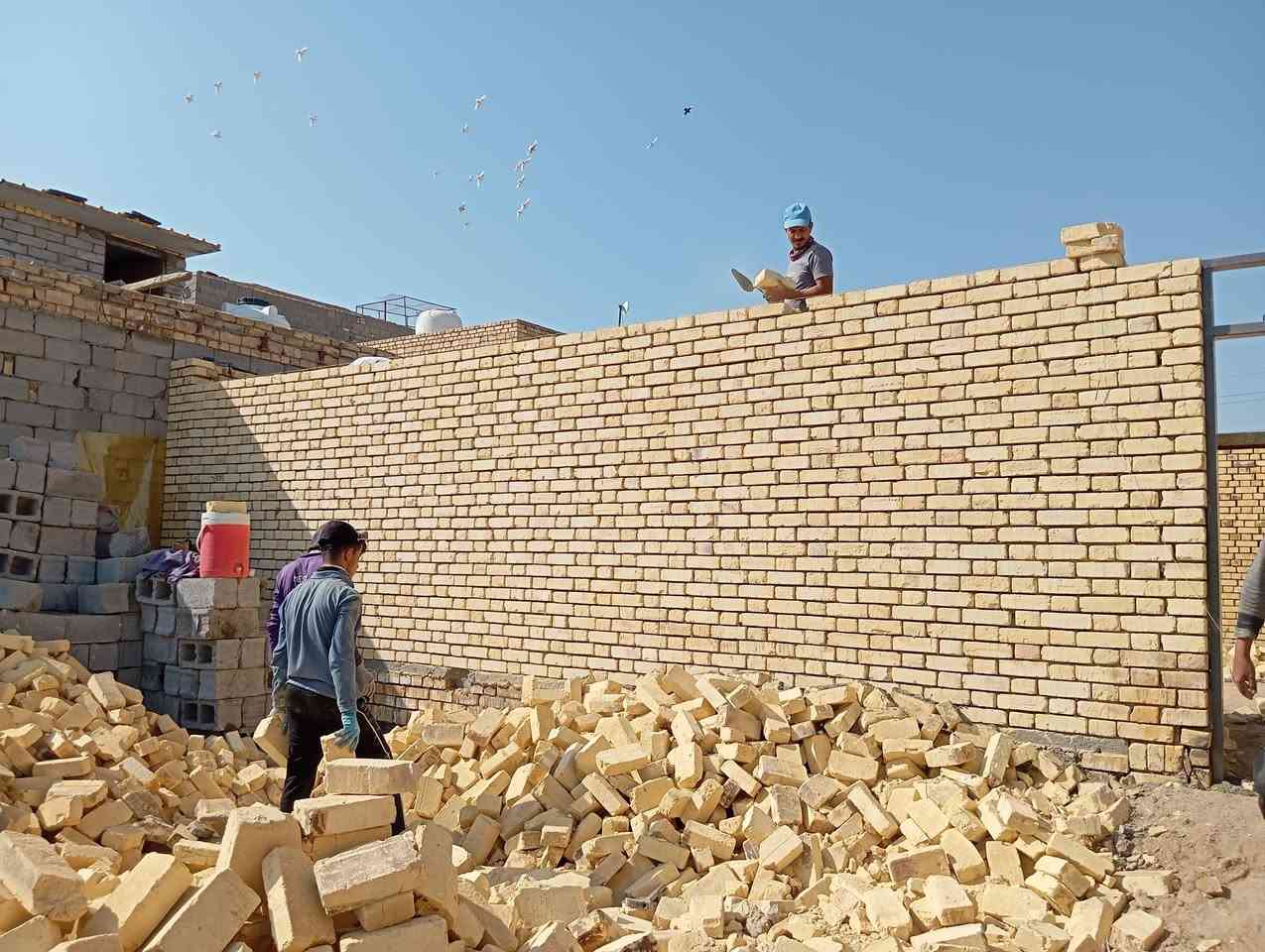 خلفه بناء اشتغل بل يوميه ومكطوعه شغلي طابوك وفرمستون متفرغ حالين عنواني ناصرية رقم الهاتف ***********
