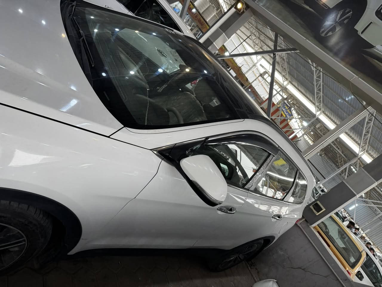 السلام عليكم 
سنتافي موديل 2015 فول موصفات كفاله فقط بيه بارد مكانات بسيطه رقم بغداد محرك 6 سلندر 
السعر 165 بيه مجال للشراي مكاني نجف ***********
