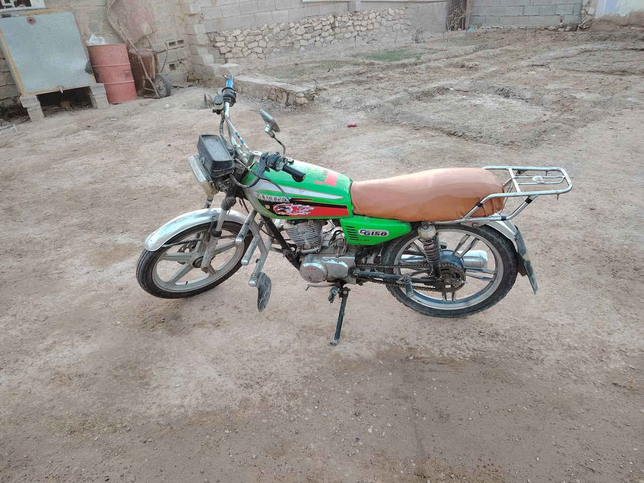 مواطير للبيع سيفان كلشي وسعره العنوان رمادي زنكورة الاستفسار *********** يرهم مراوس بستوته
