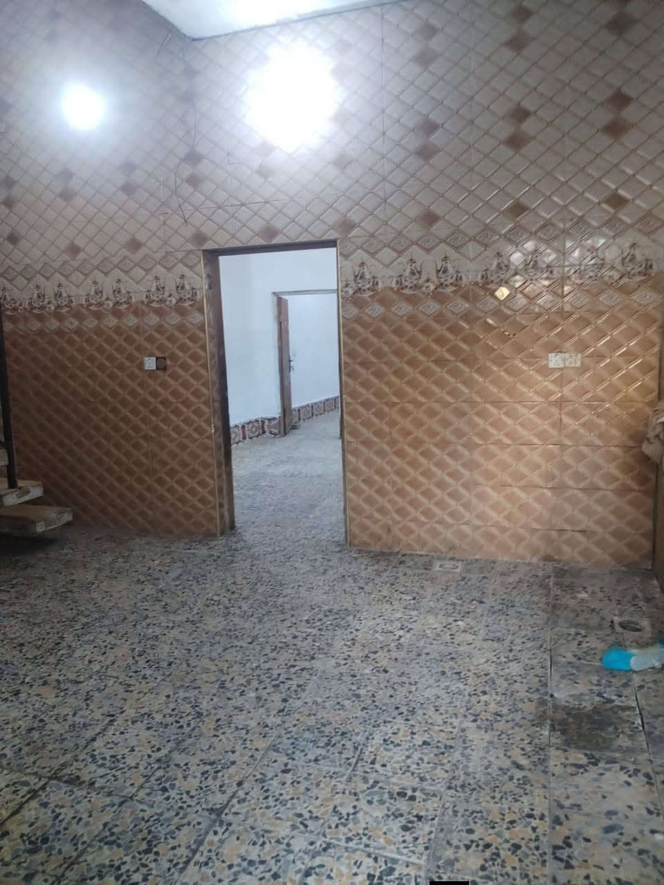 دار للايجار البيت فول
100 طابقين الايجار 350
نجف حي ميسان بشريط مقابيل الوفاء يحتوي ع غرفتين وصالتين وستقبال ومطبخ وصحيات


**إذا كنت صاحب هذا الإعلان وتريد حذفه لأي سبب، رجاءا أرسل رسالة إلى الدعم الفني**