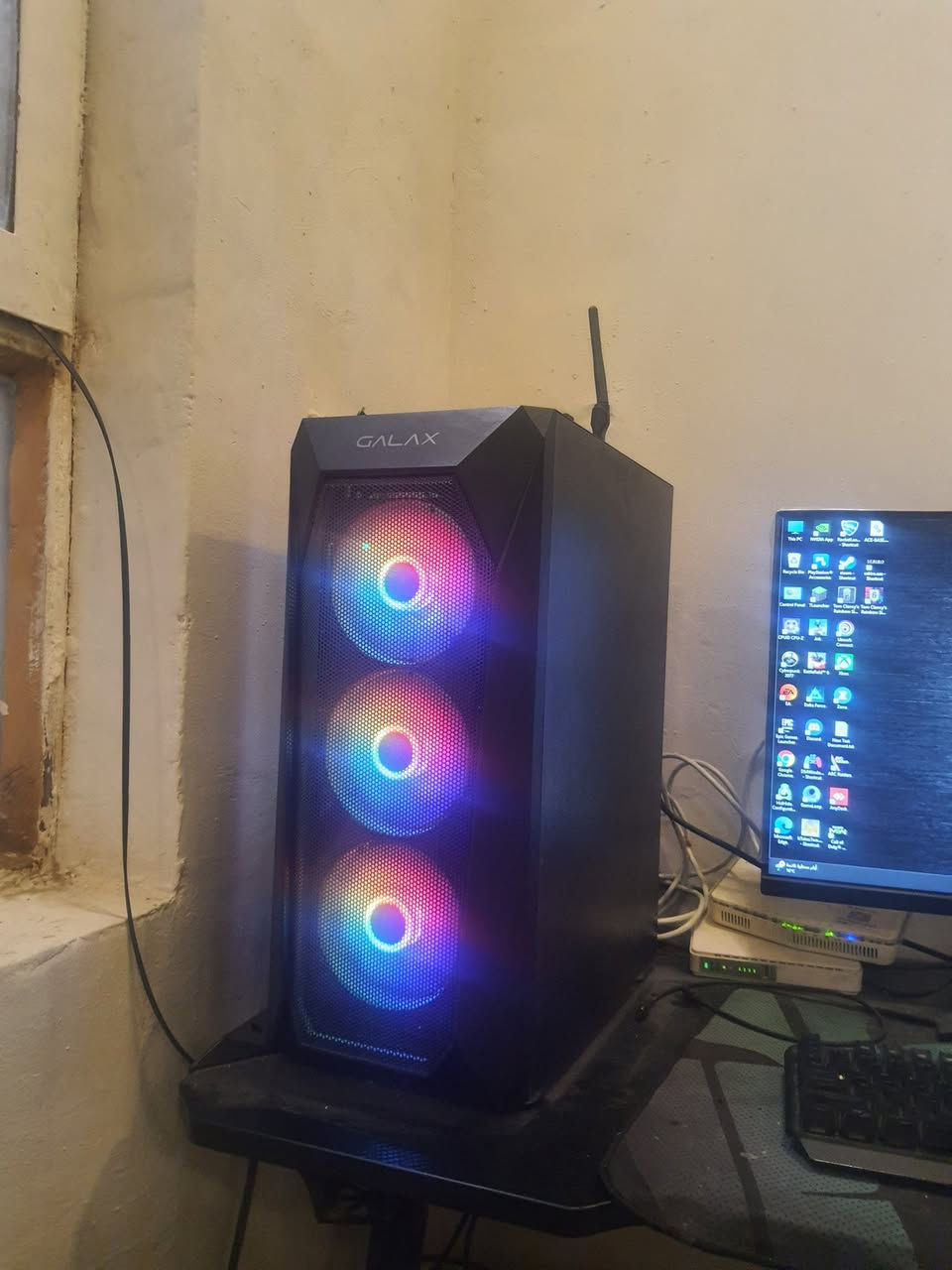 السلام عليكم ورحمه الله وبركاته
تجميعه كيمنك مواصفات موجوده كلشي موضح بلصور 
NVIDIA GeForce RTX4060TI
RAM16GB
HARD HHD 1T
HARDSSD 256
MOTHER BOWERD  ASROck H510M+HDV/M.2SE
Intel core i5 11400f
الشاشه msi180 Hz
سماهه  كلاود ٣ وايرلس
كيبورد كيمنك ميكانيكي 
ماوس رايزر
التجميعه كيس فقط ٧٠٠ 
مع الملحقات مليون


**إذا كنت صاحب هذا الإعلان وتريد حذفه لأي سبب، رجاءا أرسل رسالة إلى الدعم الفني**