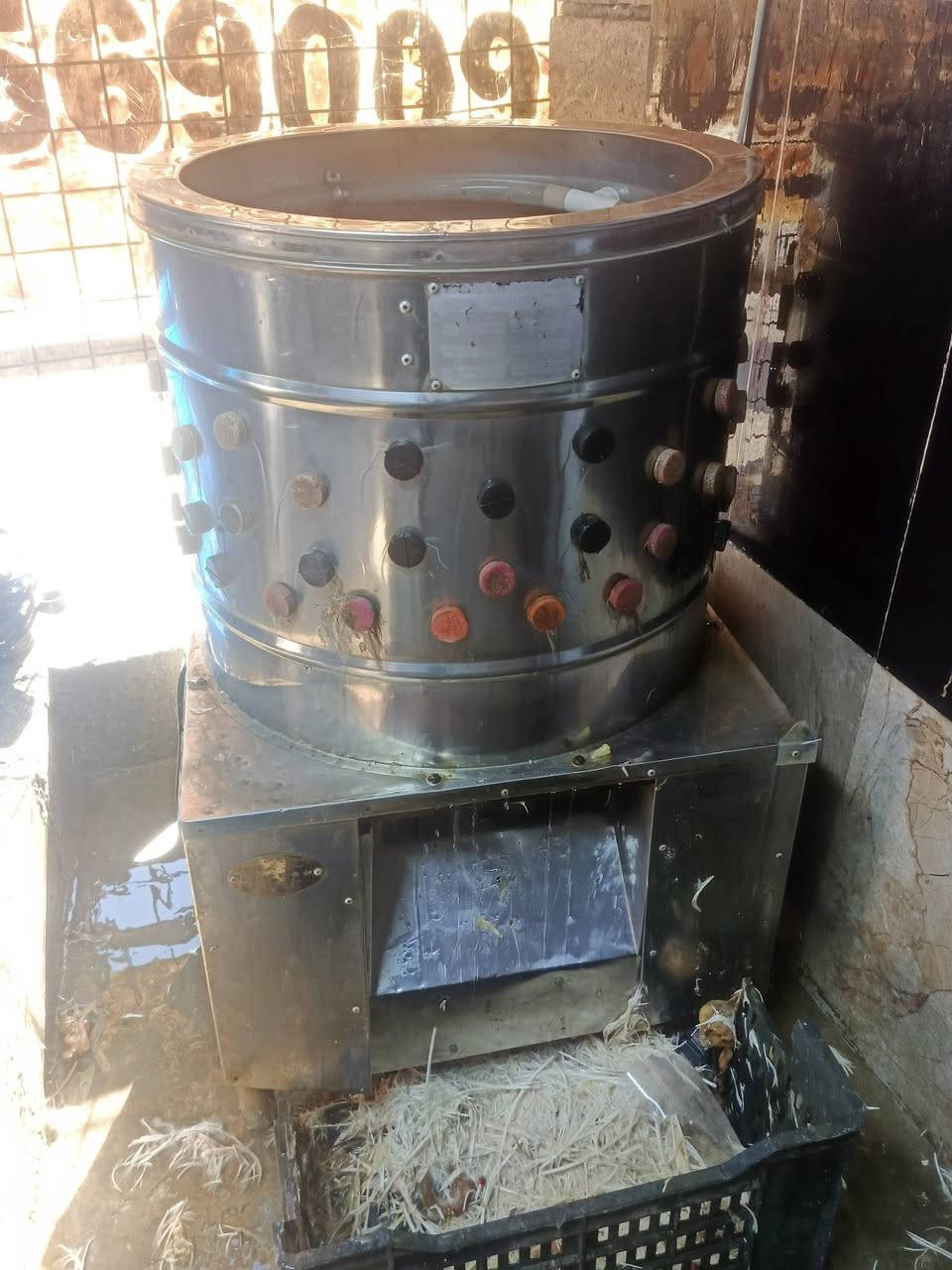 علوه لبيع كامله من صماطه من مذبحه من مفرقه من بيلر من معالف 4وصوبات رقم الهاتف ***********ابو طيبان رمادي
