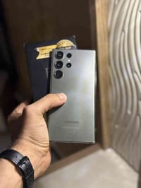 S23 ultra 256 GB الجهاز وباكيته  مستبدل ضهر الجهاز وشخوط بالشاشه مثل م...