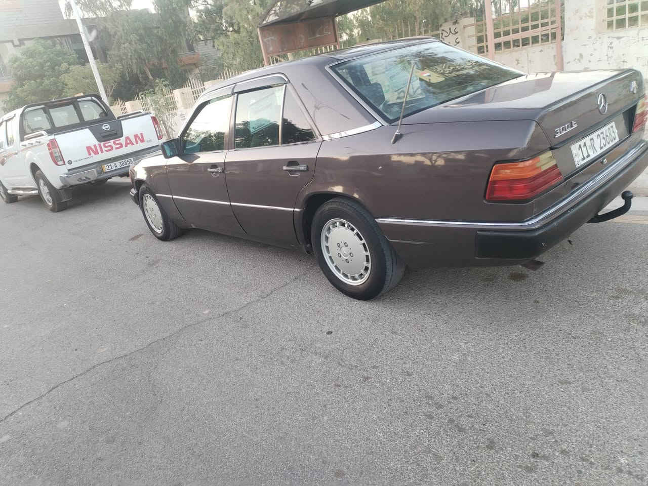 ي السلام. عليكم مارسدس دب 300 محرك بطه 2500 محرك كيرر مكفول موديل 1992 رقم بغداد رقم دولي مشروع وطني تحويل شرط تبريد شغال ثلج اريل كهرباء غرفه جديده صدر امامي خلفي جديد سنتر لك ريمونت منضومه ليت زينون. عالي ناصي  سياره حيل حلوه مال جناي مكان السياره ديالئ سعرهه 72 بيهه مجال لل شراي بيع او مراوس حسب قناعه ***********
