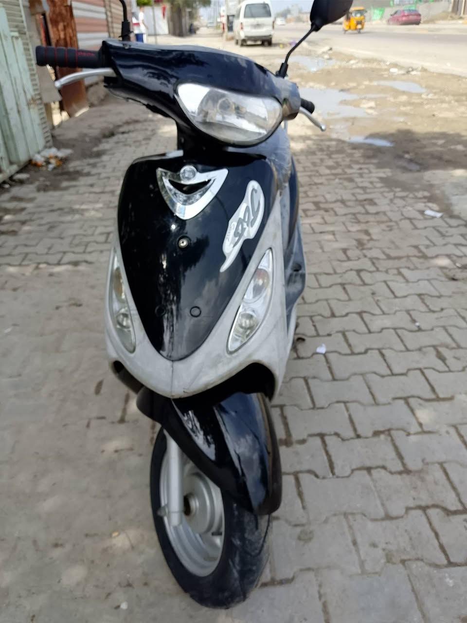 لبيع دراجه ماكس خير من لله مكينه ناعمه وكل عل بلاد جيب فيتر وياك *********** مدينة الصدر السعر 500
