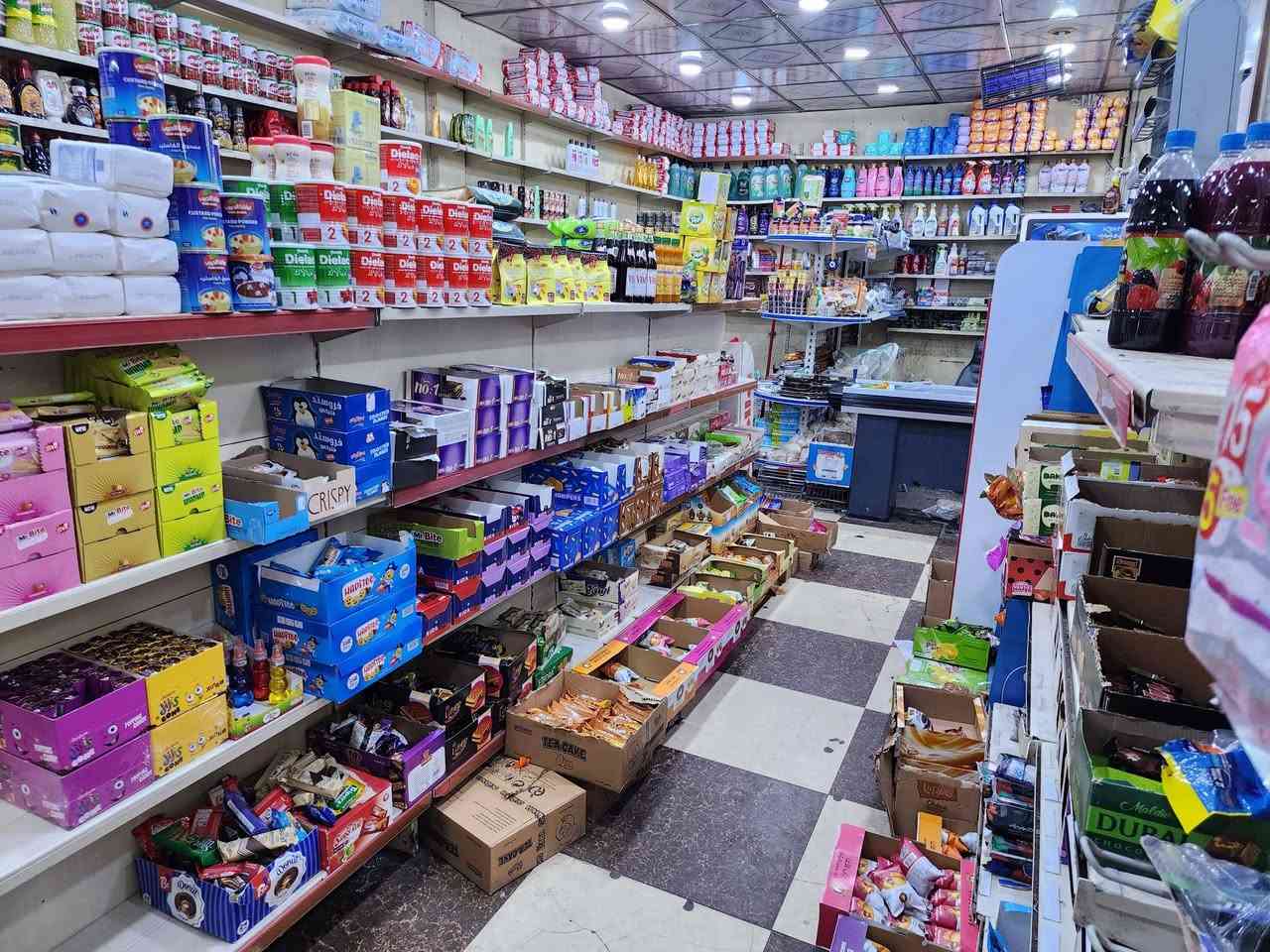 السلام عليكم سنتر البيع
بل بصره القبله شارع المدارس 
السعر خاص 
***********
السنتر شغال
