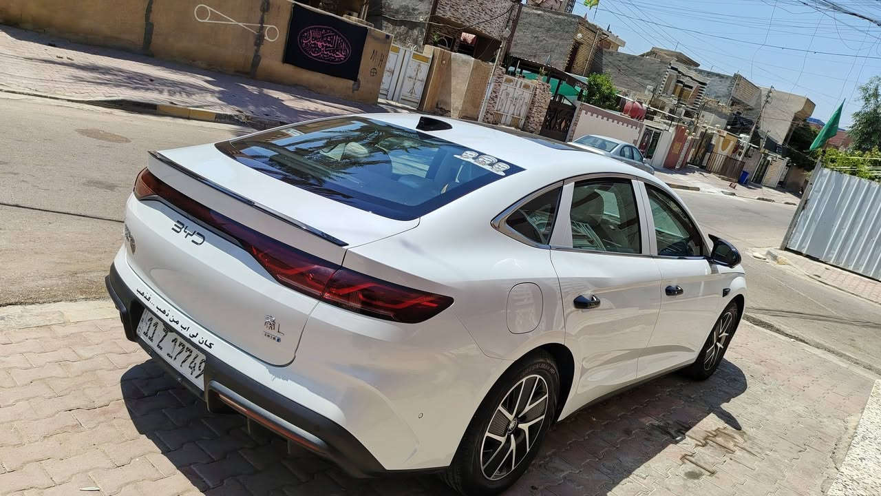 السلام عليكم بي وأي دي كن أيل فول مواصفات 1/1 سياره مغلفه ارضيه وسفريات ولابطاين تغليف حراري مكفولة كفاله عامه المسافة المقطوعة 9الف محرك 13الف شحن عنوان السياره بغداد الاحسينيه الراشديه السعر 27 بي مجال ***********
