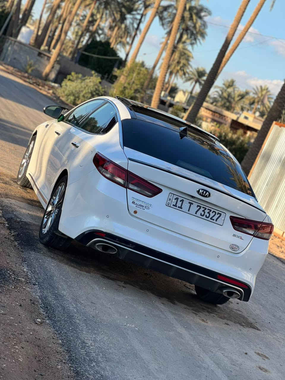 النوع : كيا أوبتما 2016 LIMITED - SX وارد امريكي
🔹 الرقم :  نجف بأسمي
🔹 اللون: أبيض 
🔹 محرك 2.0 تيربو 
🔹 ثلاثة أنظمة قيادة (Eco / Normal / Sport)
🔹 4 كامرة + رادارات محيطية + حساسات 
🔹 لايت  LED فول متحرك 4 عدسات
🔹 مرايا شفط مع إشارات وقابلة للطي
🔹بصمات كاملة (تشغيل، أبواب، سايد بريك، صندوق)
      مع Auto Hold
🔹 سترين كهرباء + تحكم شفتات + تدفئة
🔹  مقاعد جلد تدفئة وتبريد أمامي، تدفئة خلفي
         مقاعد أمامية كهرباء + ذاكرة
🔹 فتحة سقف ( بانوراما )
🔹 تبريد مزدوج ثلج ❄️
🔹 دواخل نظيفة جداً
🔹 شاشة كبيرة + الايرباكات سليمة
🔹 ستائر جانبية أصلية

مواصفات أخرى :
‏Apple CarPlay و Android Auto و GPS
نظام صوت Harman Kardon (14 سماعة)
نظام ترحيب
يدات كروم
نظام توقف مفاجئ
نظام تحديد المسار
إنارة مقابض الأبواب
إضاءة داخلية للأبواب
مخارج USB وشحن متعددة
قيادة شبه ذاتية
🚫 الضرر: تبديل قبق الجنطة فقط السونار موجود بلصور 

العنوان: النجف الاشرف
للاستفسار ***********
