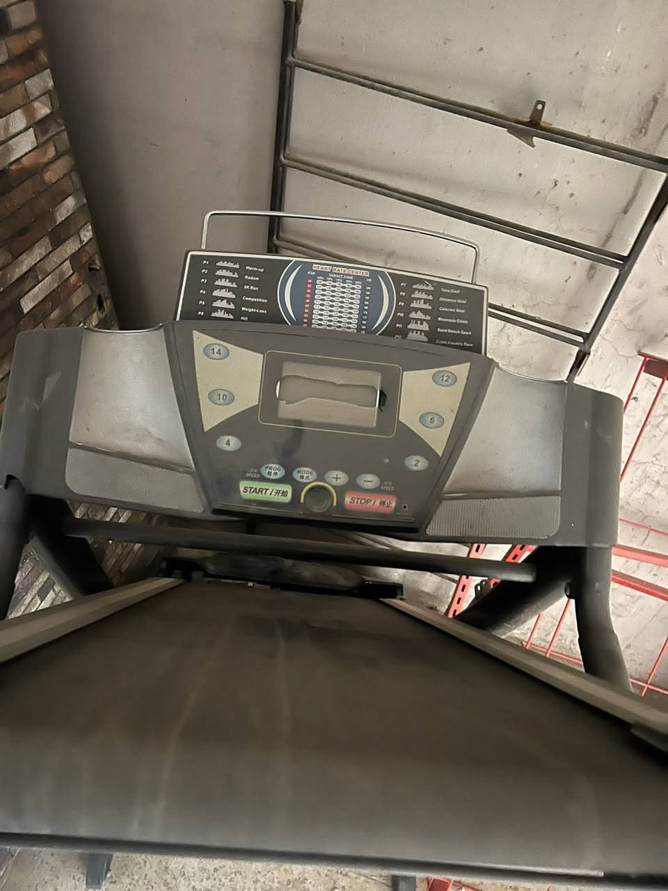 اغراض مستعملة للـبيع

براد عامودي نوع ايكور التركي 
مجمدة عامودية نوع تـركي
جهاز جري نوع جبلي يرادله بس صيانة 
ابواب عدد ٥ نوع ثقيل شغل ايام زمان يرادلهن ترتيب
العنوان بغداد/السيدية
للاستفسار الاتصال ع رقم
هـ /***********
