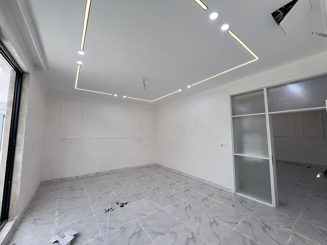 💥🎯#نرخی گونجاوە  ||#سعر مناسب VIP   
🏦#خانوو  تاپۆ   🌲 🌲 || لەموقیعی باش || فول كوالێتی || بۆفرۆشتن 
🌍#شوێن || هەولێر || گەڕەکی 92 زانكوو  ||نزيك شةقام 100متري
🧱#ڕووبەری||    133 متر مربع 🌲    
🗄#پێک هاتوەلە||  4 ژوری نوستن مطبخ  وطبخ عمل و 2 هۆل و   2 حمام   بیتونە ژوري ميوان
💰#نـــرخ
📠#بۆ پەیوەندی کردن
📴فایبر واتساب***********
📴اسيا***********
ـــــــــــــــــــــــــــــــــــــــــــــــــــــــــــــــــــــــــــــ
🏦#بيت_133متر_مربع____طابوو__  🌲🌲  ||موقع ممیز  || فول موصفات   || للبیع قريب صادين #كةركوك 
 🌍#الموقع ||  اربیل|| حي 92 زانكوو | 
🧱#المساحة || 133 متر مربع     
🗄#یتکون بیت || 4 غرفة نوم مطبخ  مطبخ عمل و استقبال ۲ صاله  و 3 حمام بیتونە  
💰#الســعر وةرقة و بيها مجال  
📠#للاستفسار اتصلوا ........
📴فایبر واتساب***********
📴*********** اسيا

📞للتواصل
📸 السعر والصورة متوفرة على قناتنا الرسمية في التليكرام 👇
🔗 https://t.me/bashdarsleman445
تابعنا الان وشوف احدث العقارات يوميا ع الصفحه الرسميه في فيسبوك
🔗https://www.facebook.com/share/1HPVCGBVGS/?mibextid=wwXIfr

📞 تواصل مباشر واتساب أو اتصال:
📱 ***********
📱 ***********

#عقارات_اربيل #شقق_للبيع_اربيل #بيو_لبيع_اربيل  #فلل_للبيع_اربيل #مجمعات_سكنية_اربيل
 #عقارات_كردستان  
#استثمار_عقاري_اربيل #عقارات_بغداد_سليمانية_اربيل  #عقارات_شمال_العراق  

⬅️ الأسعار والصور داخل القناة… لا تفوّت الفرصة

تابعنا الان وشوف احدث العقارات يوميا 🏘️
https://t.me/bashdarsleman445
