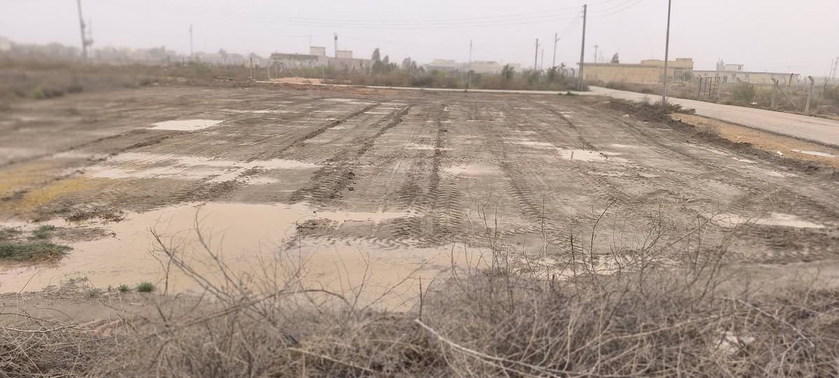 سلام عليكم قطعه طابو زراعي سند 25المساحه 1000متر مداور اسهم بلمجمع مال ال نهاب ركن عله 3شوارع لا ستفسار عله رقم بي واساب ***********بدارت كرار ال بوش
