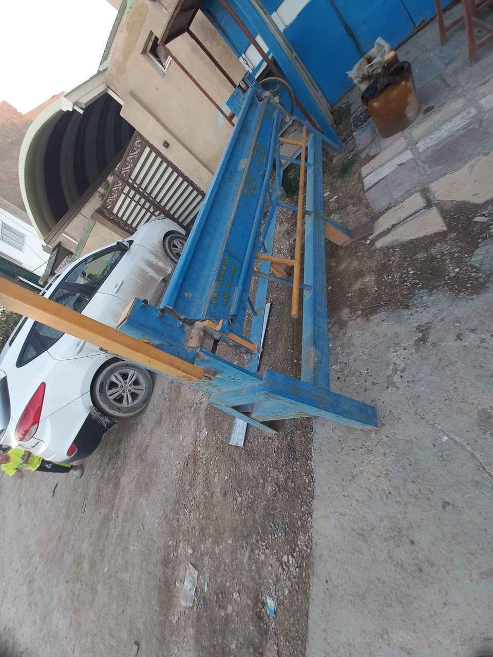 السلام عليكم
معواجه مترتين ونص  و كتر  و  طبر سجينه موس   نضيفات ٩٥بل ميه مكاني بابل ***********
