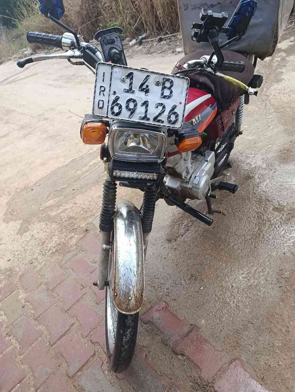 دراجه نامه 2019 محرك رابيدو صارله اقل شهر دراجه نظيفه وشلعتها حلوه ونشطه سعر 1800 مكاني بصره قرب محكمه الگزيزه ***********
